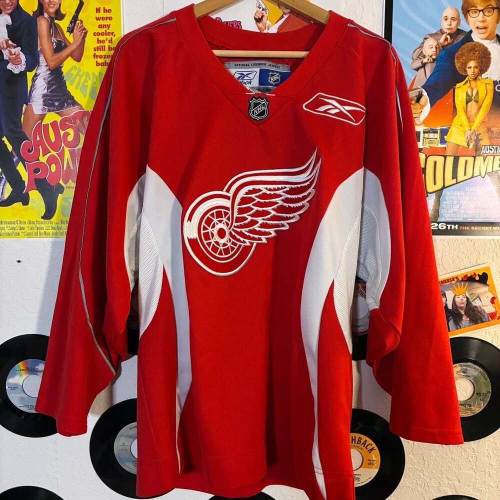 Reebok Detroit Red Wings Hockey Jersey Size S Red